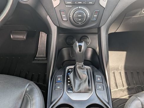 Used 2018 Hyundai Santa Fe Sport FWD image 20