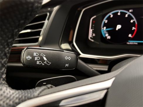 Used 2022 Volkswagen Jetta GLI Autobahn image 25