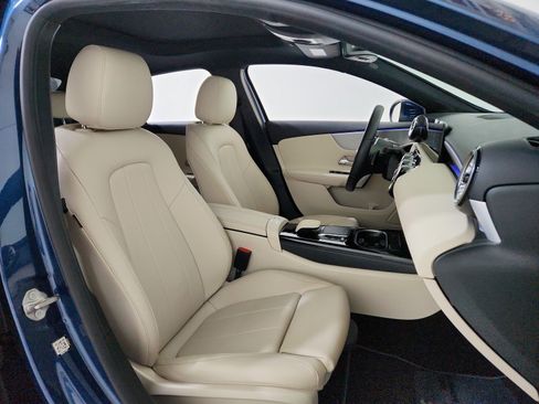 Certified 2022 Mercedes-Benz A 220 image 24