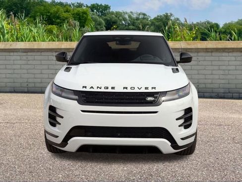 Used 2026 Land Rover Range Rover Evoque Dynamic SE image 2