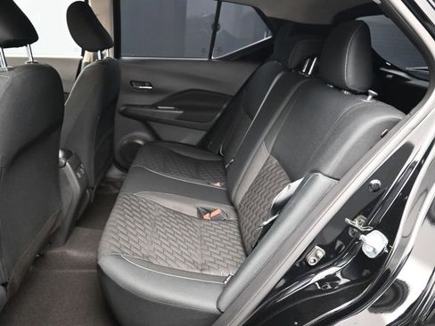 Used 2023 Nissan Kicks SV image 20