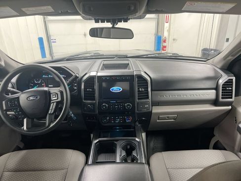 Used 2020 Ford F350 XLT w/ XLT Premium Package AWD/4WD image 10