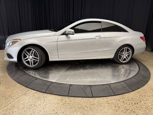 Used 2014 Mercedes-Benz E 350 4MATIC Coupe image 3