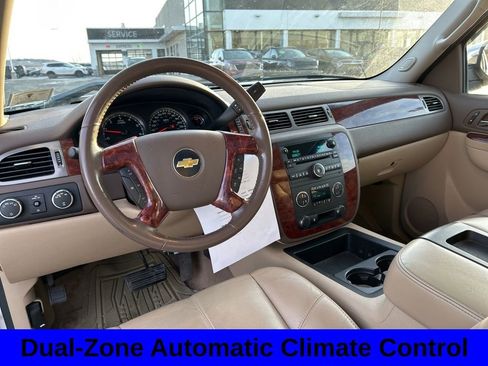 Used 2010 Chevrolet Silverado 1500 LTZ w/ White Diamond Tricoat Edition image 12