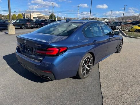 Used 2023 BMW M550i xDrive image 11