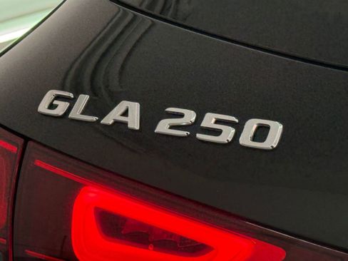 Used 2023 Mercedes-Benz GLA 250 image 20