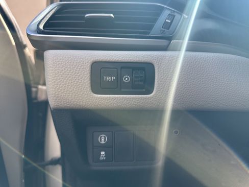 Used 2018 Honda Accord EX image 13