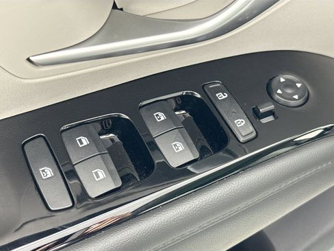 Used 2023 Hyundai Tucson Limited image 18