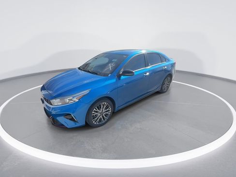 Used 2022 Kia Forte GT-Line w/ GT-Line Premium Package image 4