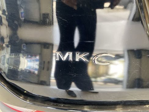 Used 2017 Lincoln MKC Premiere AWD/4WD image 19