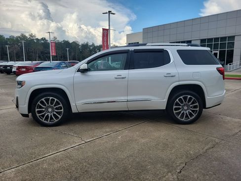 Used 2021 GMC Acadia Denali w/ Denali Technology Package FWD image 2