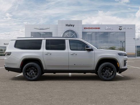 New 2026 Jeep Grand Wagoneer L Limited AWD/4WD image 21