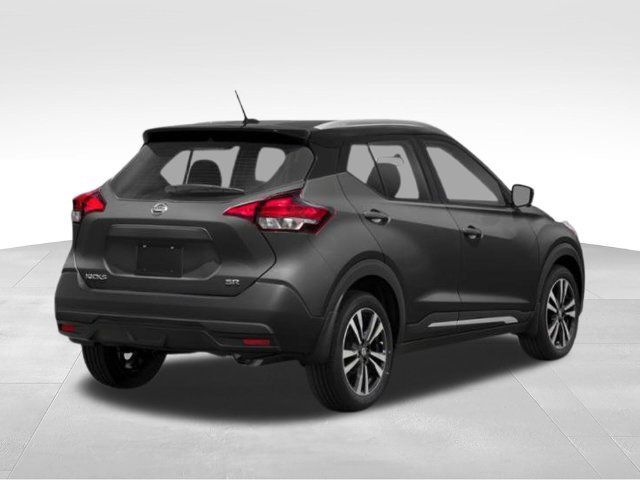 Used 2019 Nissan Kicks SR w/ SR Premium Package FWD image 2