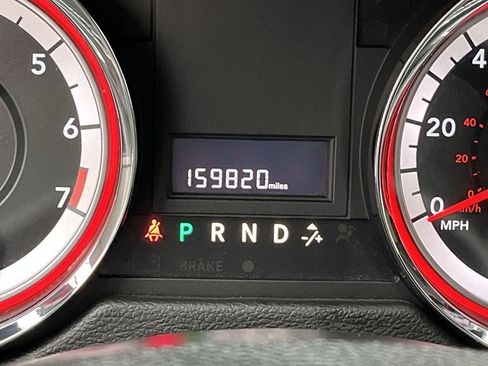 Used 2017 Dodge Grand Caravan SXT FWD image 15