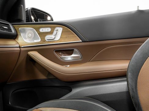 Used 2024 Mercedes-Benz GLE 53 AMG 4MATIC Coupe image 13