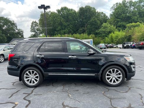 Used 2016 Ford Explorer Limited FWD image 8