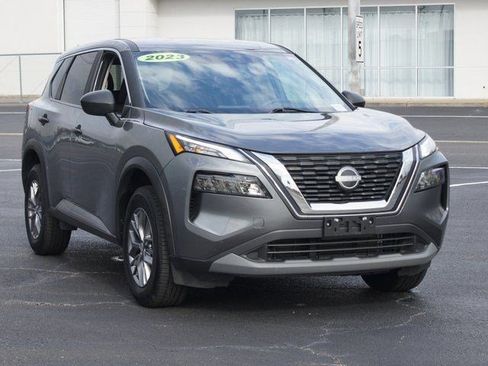 Used 2023 Nissan Rogue S image 21