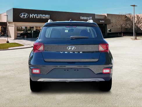 New 2026 Hyundai Venue SEL image 6