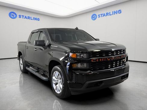 Used 2020 Chevrolet Silverado 1500 Custom w/ Custom Value Package RWD image 14