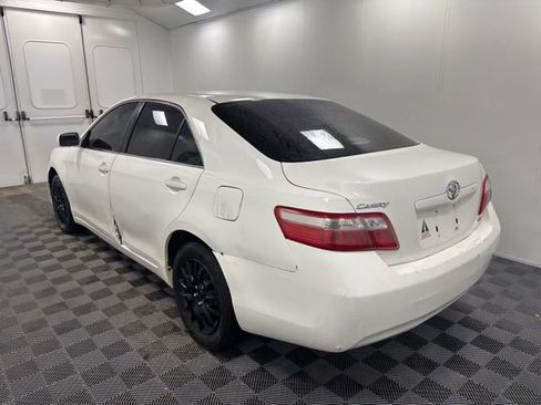 Used 2007 Toyota Camry CE FWD image 4