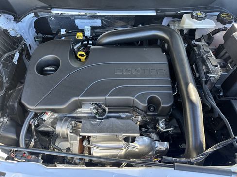 Used 2026 Chevrolet Equinox RS w/ Convenience Package III FWD image 9