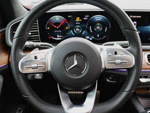 Used 2022 Mercedes-Benz GLE 350 4MATIC image 11