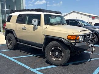 Used 2012 Toyota FJ Cruiser 4WD w/ Upgrade Pkg video 1