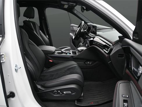 Used 2025 Acura MDX A-Spec AWD/4WD image 14