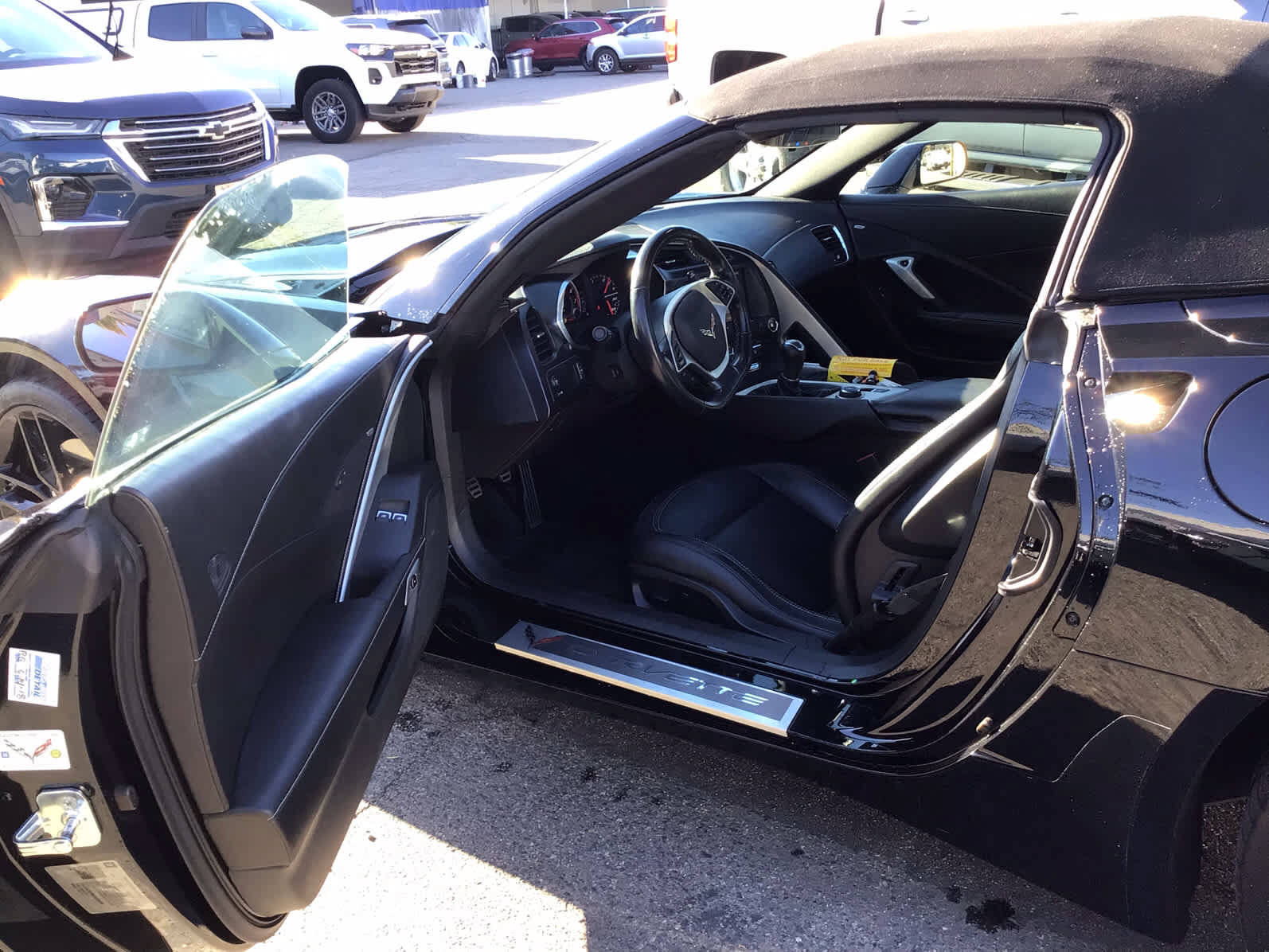 Used 2019 Chevrolet Corvette Stingray Convertible w/ 1LT RWD image 5