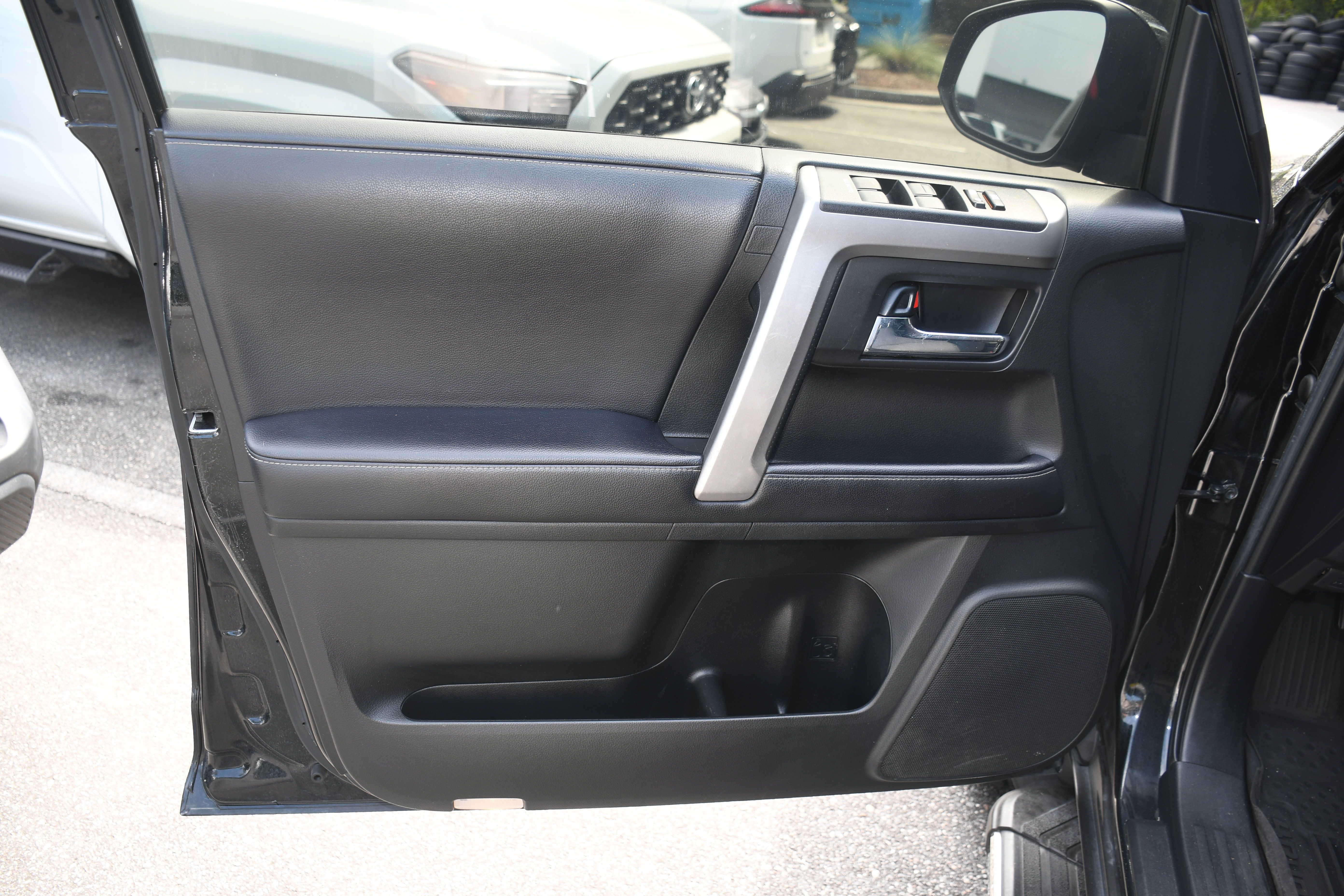 Used 2021 Toyota 4Runner SR5 RWD image 9