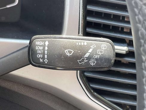 Used 2019 Volkswagen Atlas SEL AWD/4WD image 26