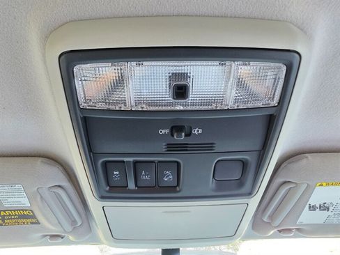 Used 2015 Toyota 4Runner SR5 AWD/4WD image 42