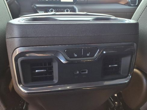 Certified 2023 GMC Sierra 1500 Denali w/ Denali Reserve Package image 11