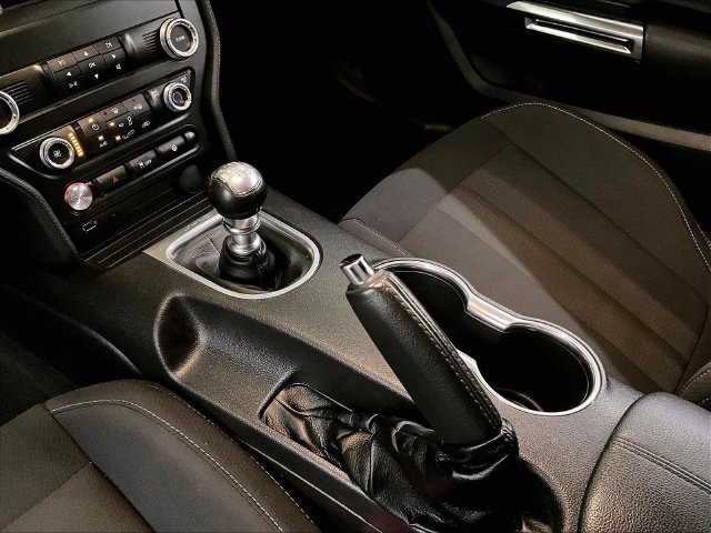 Used 2019 Ford Mustang GT RWD image 16
