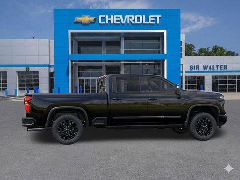 New 2026 Chevrolet Silverado 2500 High Country w/ Midnight Edition AWD/4WD image 6