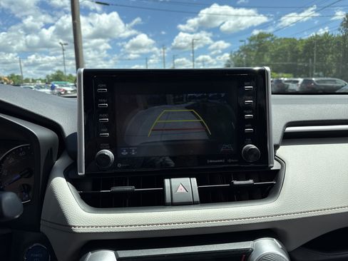 Used 2019 Toyota RAV4 XLE w/ Convenience Package AWD/4WD image 27