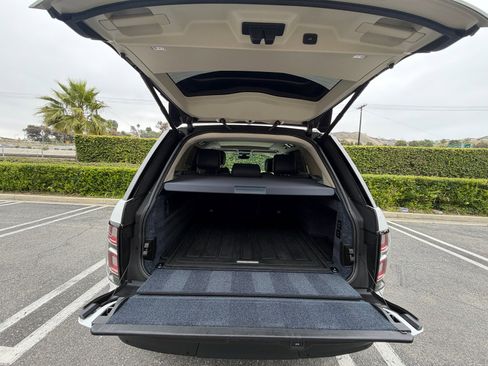 Used 2019 Land Rover Range Rover HSE AWD/4WD image 21