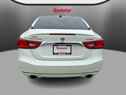 Used 2017 Nissan Maxima Platinum w/ Interior Lighting Package image 5