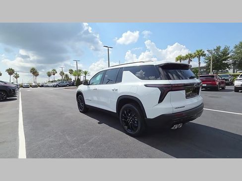 New 2026 Chevrolet Traverse LT w/ Midnight/Sport Edition FWD image 23