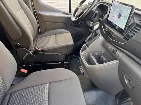 New 2026 Ford E-Transit 148 High Roof Extended image 14