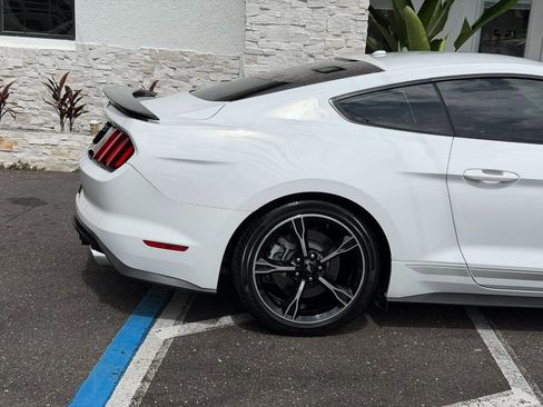 Used 2016 Ford Mustang GT Premium w/ Equipment Group 401A RWD image 18