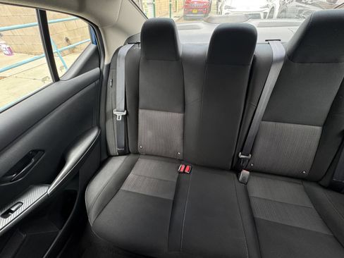 Used 2025 Nissan Sentra SV FWD image 38