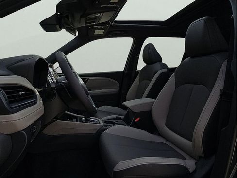 New 2025 Subaru Forester Limited image 11