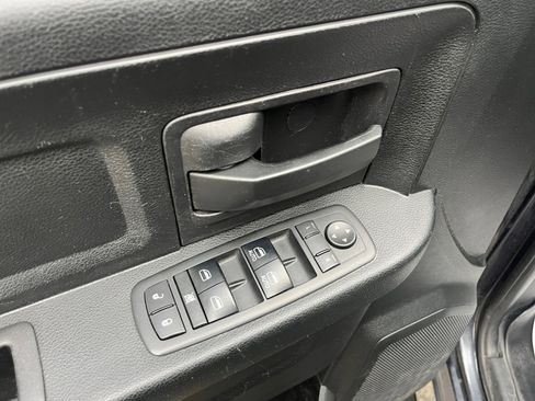 Used 2017 RAM 1500 Express image 14