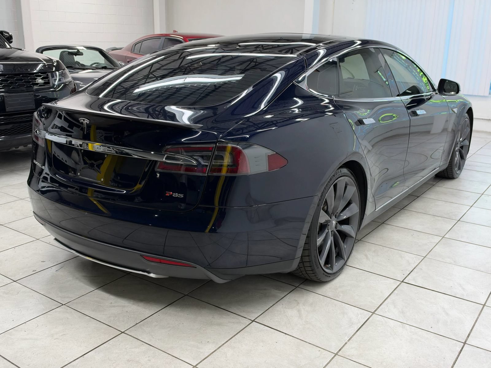 Used 2012 Tesla Model S Performance RWD image 9