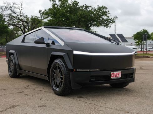 Used 2024 Tesla Cybertruck Cyberbeast image 6