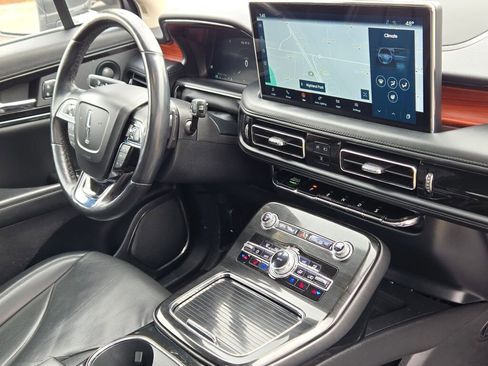 Used 2021 Lincoln Nautilus Reserve w/ Monochromatic Package AWD/4WD image 11