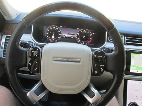 Used 2020 Land Rover Range Rover HSE image 54