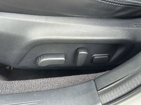 Used 2019 Subaru Outback 3.6R Limited image 13