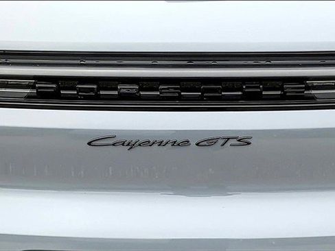 New 2026 Porsche Cayenne GTS image 38